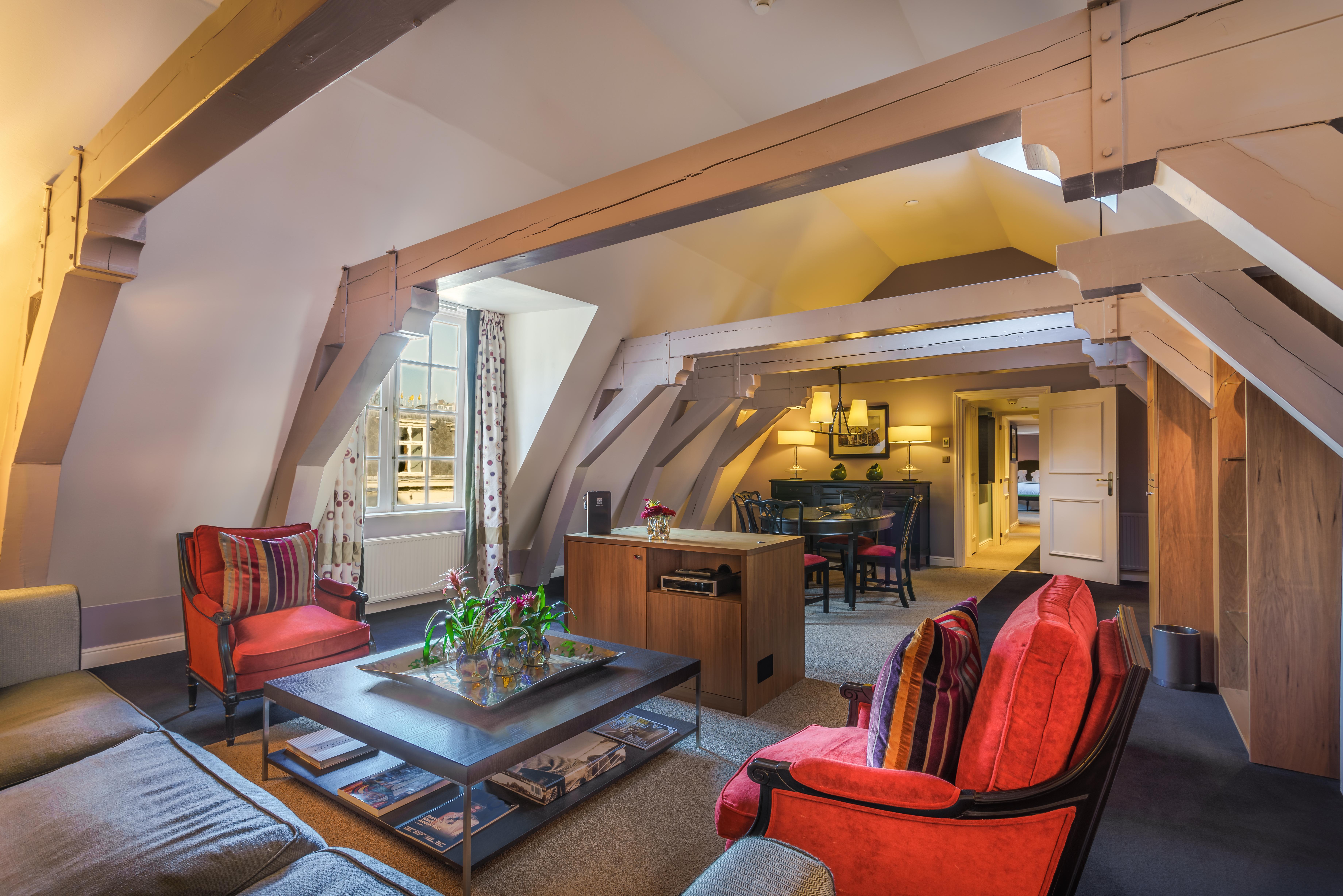 فندق سوفيتيل ليجند ذا غراند أمستردام المظهر الخارجي الصورة The interior of a suite at the Hotel de la Ville