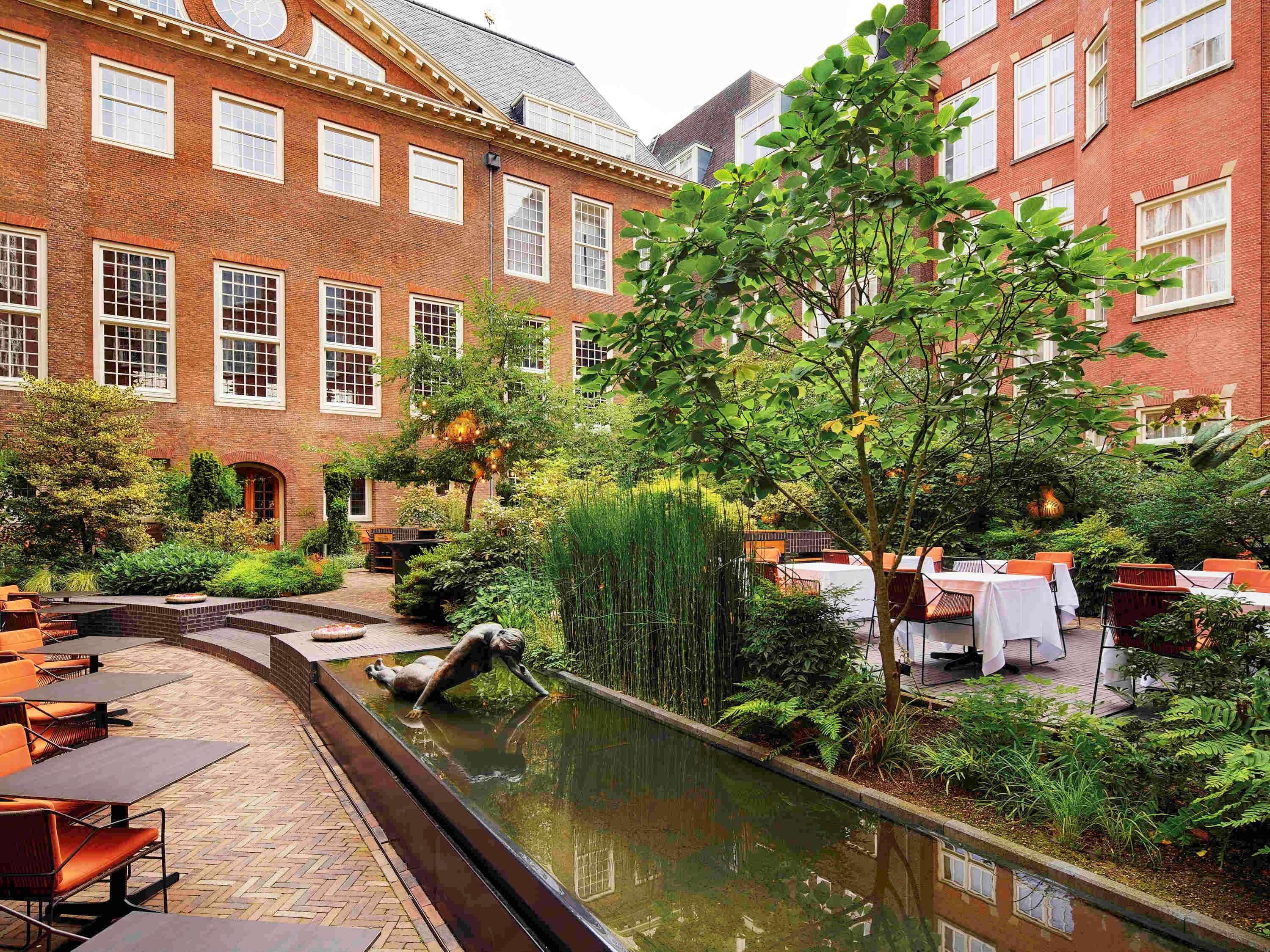 فندق سوفيتيل ليجند ذا غراند أمستردام المظهر الخارجي الصورة The courtyard of the hotel