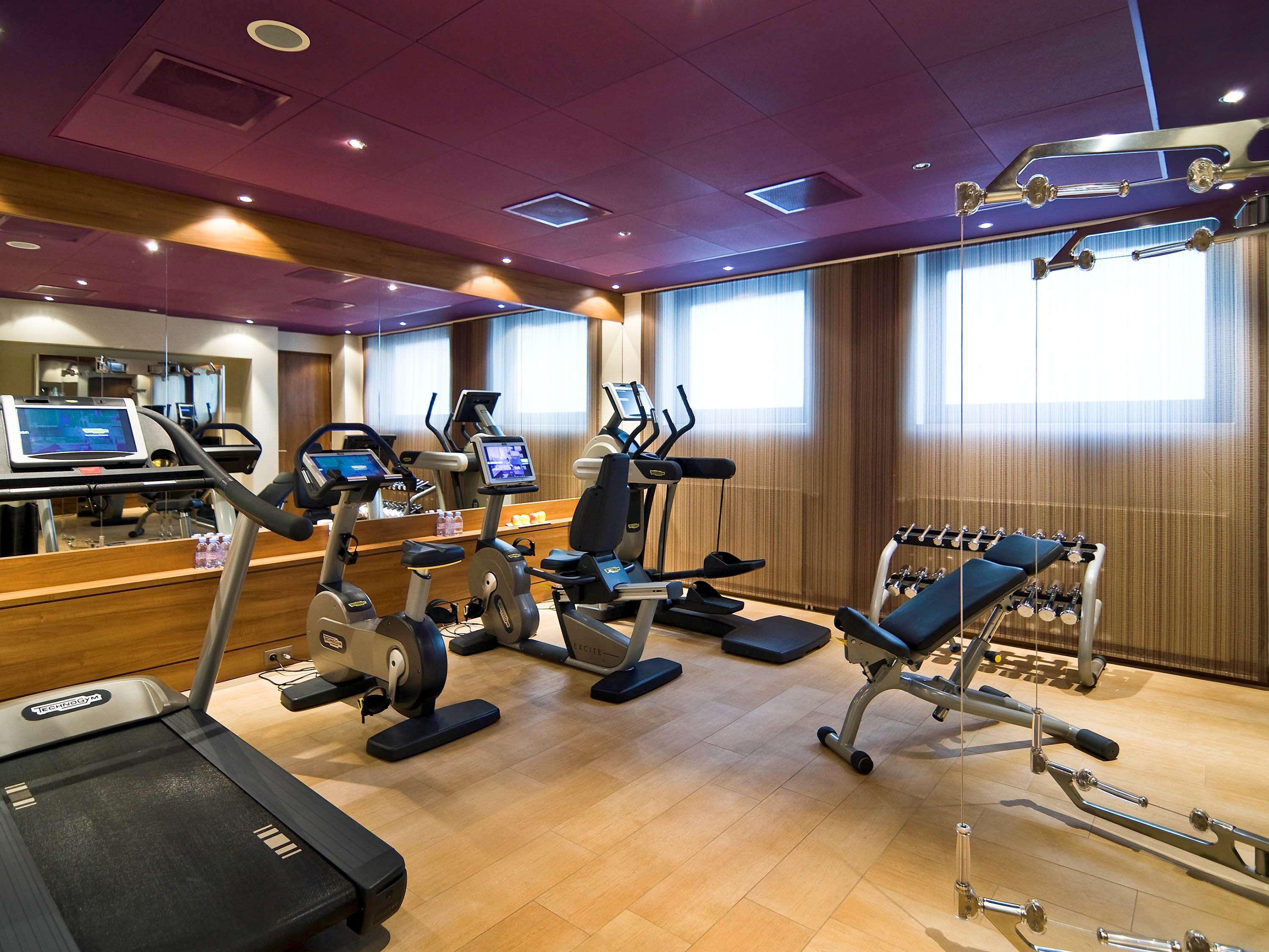 فندق سوفيتيل ليجند ذا غراند أمستردام المظهر الخارجي الصورة A gym in a hotel