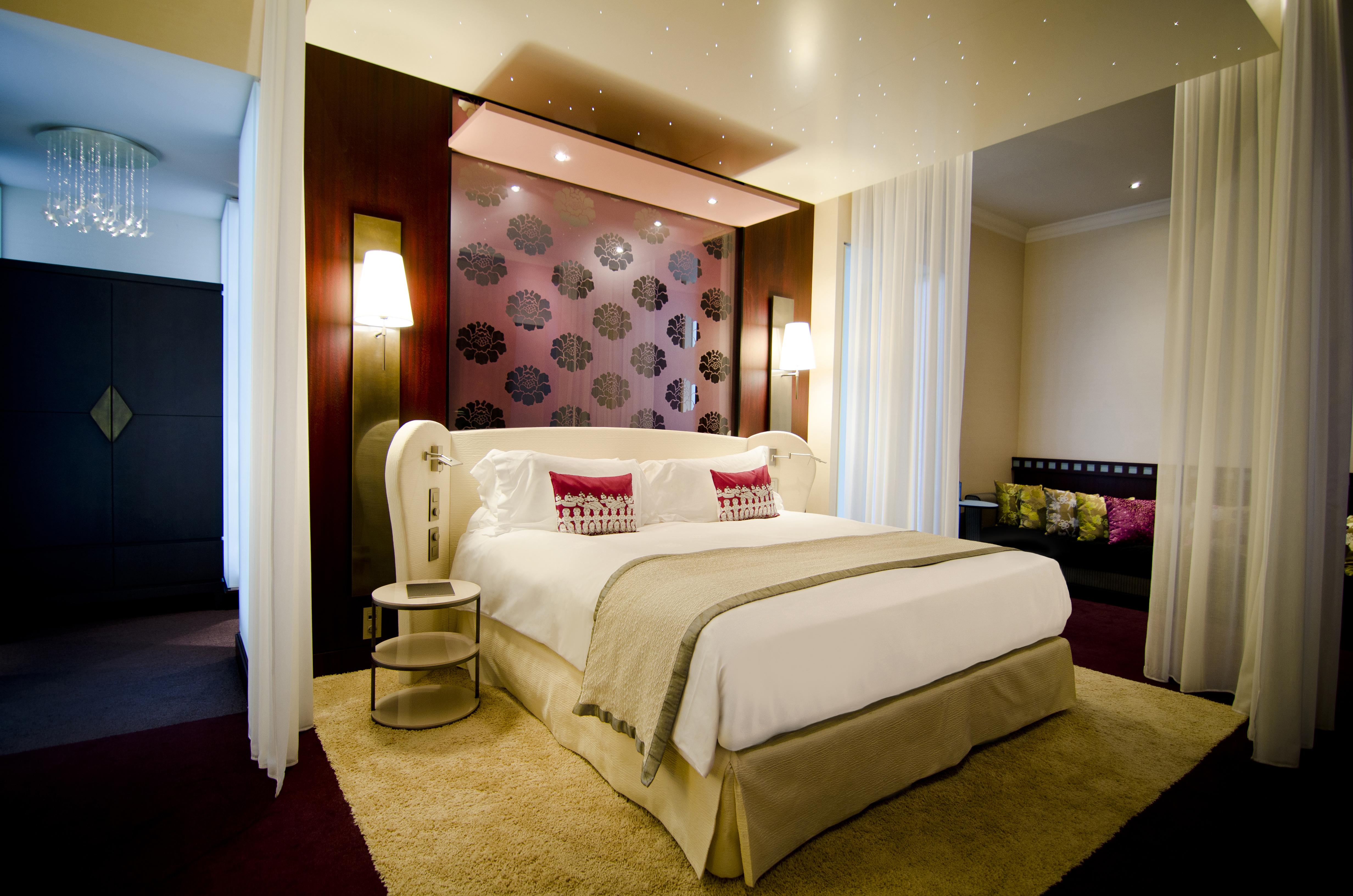 فندق سوفيتيل ليجند ذا غراند أمستردام المظهر الخارجي الصورة A suite at the Mandarin Oriental, Paris