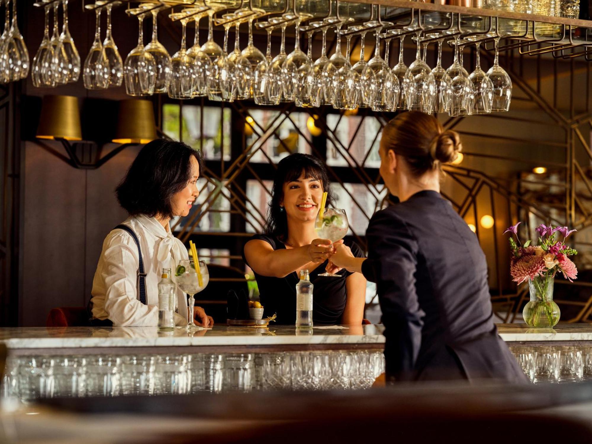 فندق سوفيتيل ليجند ذا غراند أمستردام المظهر الخارجي الصورة The bar at the Mandarin Oriental, Bangkok